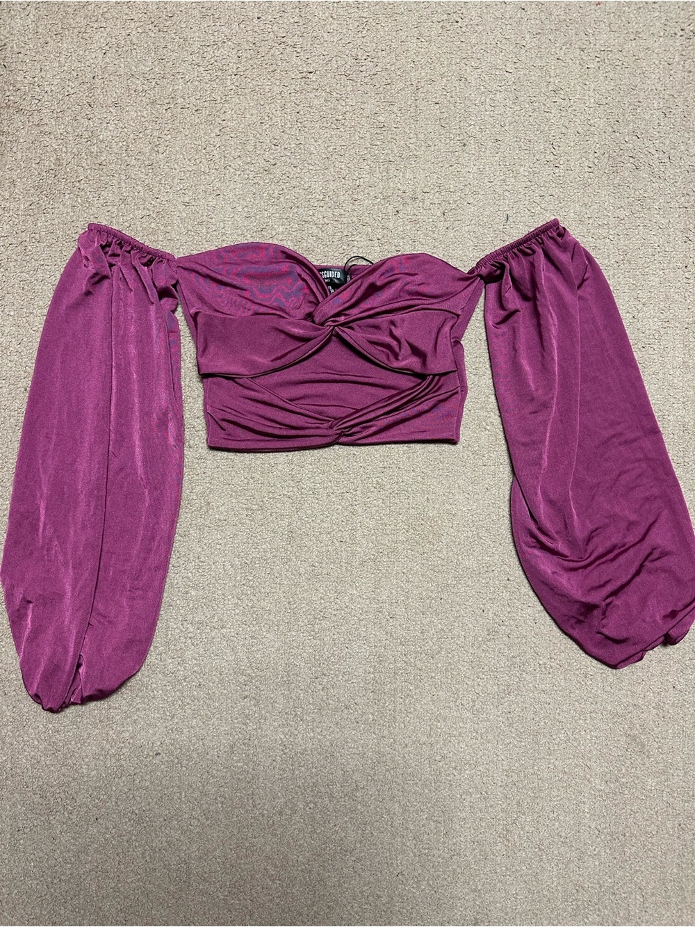 Missguided Off-Shoulder Twist Front Crop Top - Plum